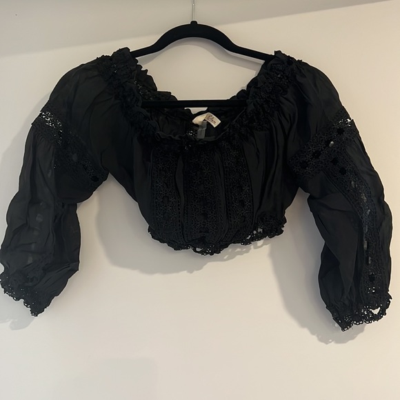 Elan off the shoulder crop top - Picture 2 of 5